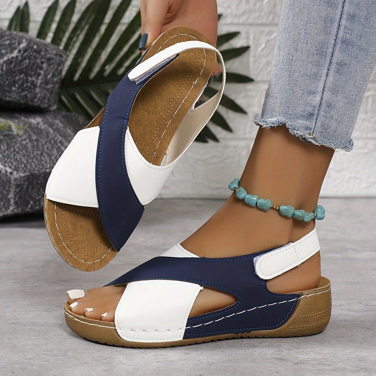 💕🎁【36-43】 Sandalias de cuña en contraste para mujer Sandalias cómodas con tira en el tobillo_3990685
